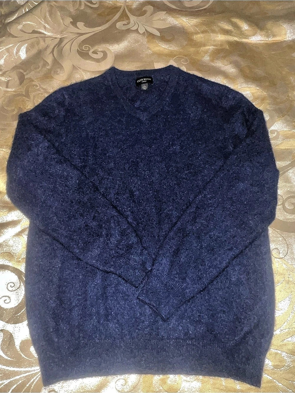 Club Room Luxury 100% Cashmere V-Neck Sweater Luxury Cashmere V-Neck Sweater